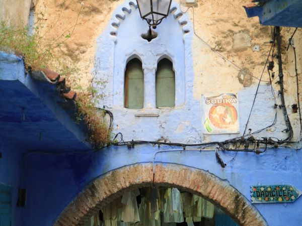 モロッコ・シャウエン、メルズーガ、カサブランカ、フェズ「モロッコ🇲🇦憧れのサハラ砂漠」の写真：まずは青の街シャウエン。思った以上の青色...