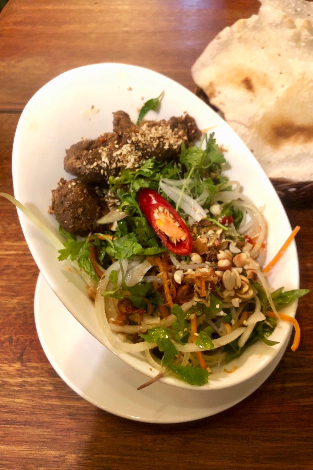 ホイアン飯！
有名店のモーニンググローリーとシークレットガーデンにて。