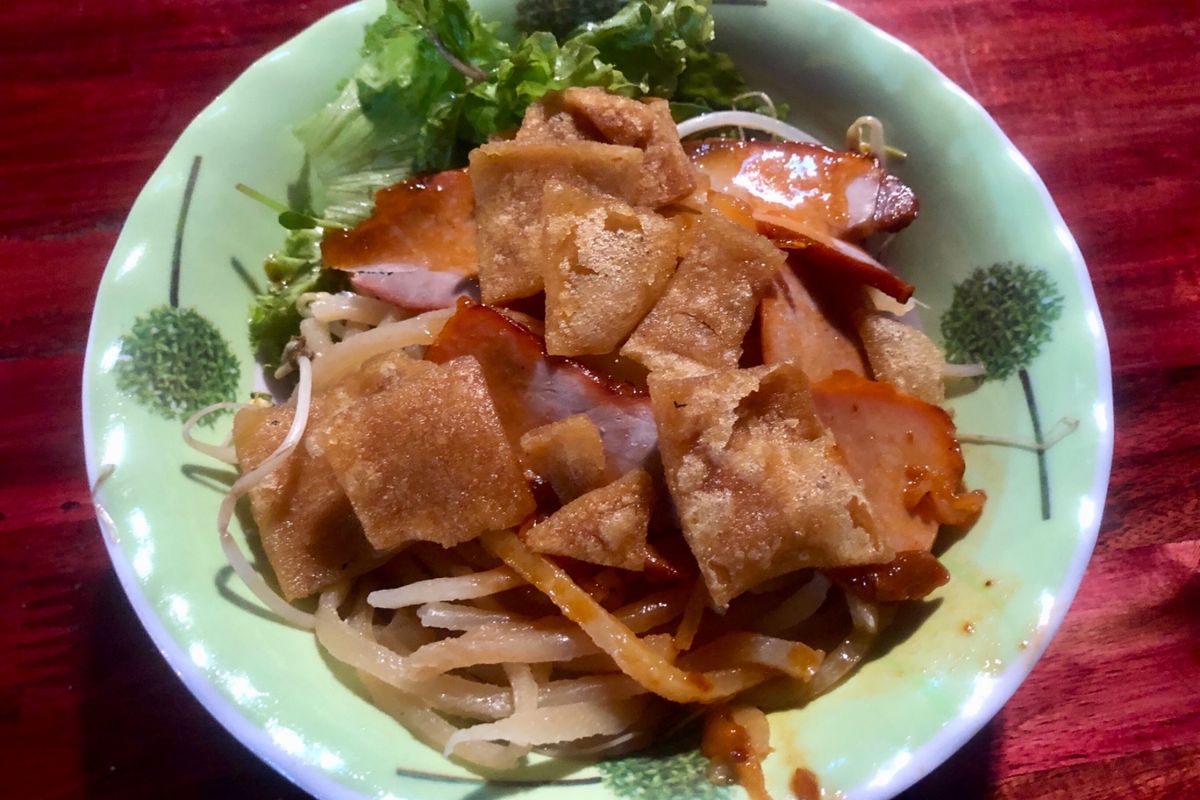 ホイアン飯その2！
トゥボン川沿いのQuran via heで灯籠流し眺め...