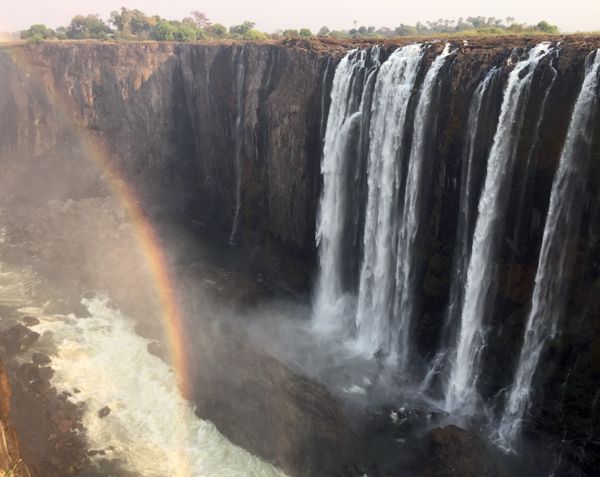 ジンバブエ「ジンバブエ」の写真：ビクトリアフォールズ、早朝に出かけたら綺...