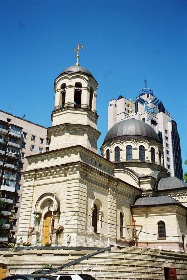 ウクライナ・キエフ「2005年 ウクライナ オレンジ革命直後 ユーシェンコ政権下のキエフ」の写真:地元の教会