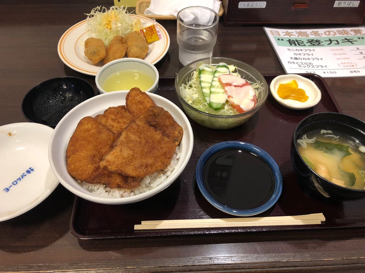 福井と言えばソースカツ丼。ヨーロッパ軒さんに行きました。行列。
帰りのIC...