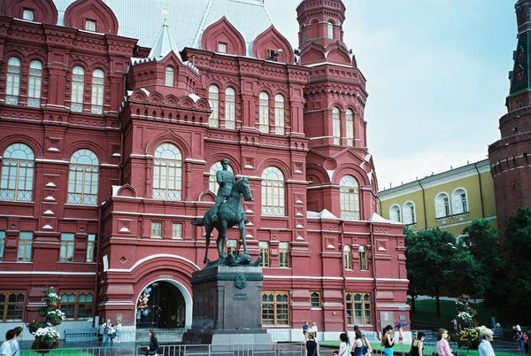ロシア連邦・モスクワ「2005年 ロシア　過去の共産主義の凝縮、モスクワ市内散策 」の写真：Государственный исто...
