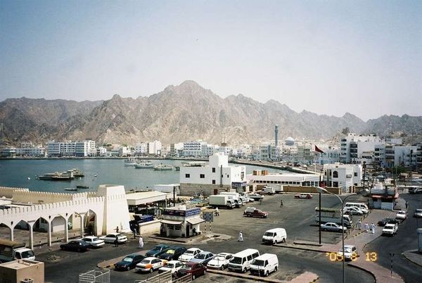 オマーン・マスカット「2005年 オマーン首都マスカットのんびり。」の写真：マスカット
コルニーシュの風景
マリーナ...