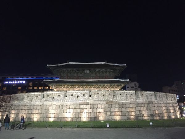 大韓民国 (韓国)・ソウル「2015韓国🇰🇷 ソウルの旅」の写真：ソウル市内の観光