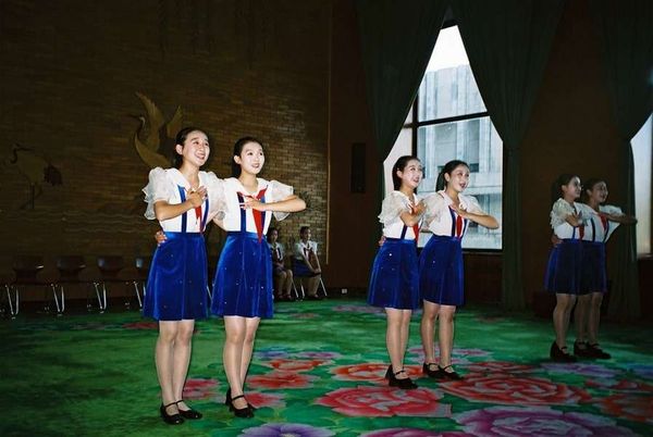 朝鮮民主主義人民共和国・DMZ「2005年金正日政権下の北朝鮮」の写真：練習風景