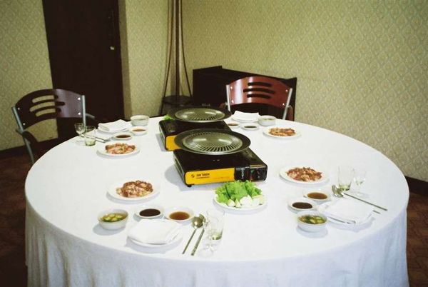 朝鮮民主主義人民共和国・DMZ「2005年金正日政権下の北朝鮮」の写真：平壌ダッグ

