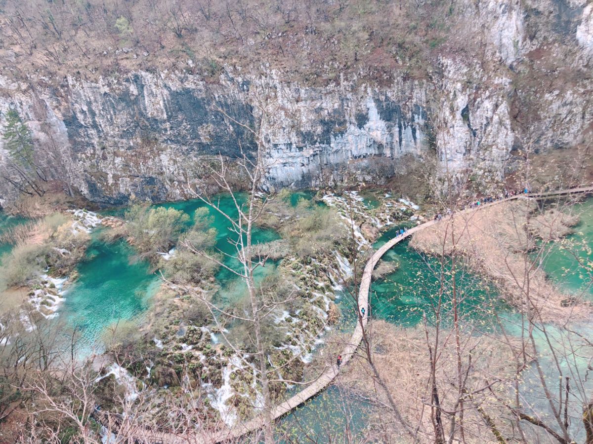 ドゥブロヴニク、ザグレブ 、プリトヴィッツェ湖郡国立公園