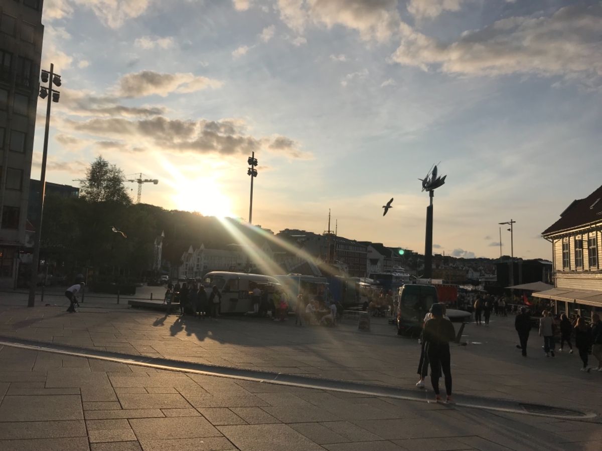 Stavanger 20:30前でこの明るさ☆