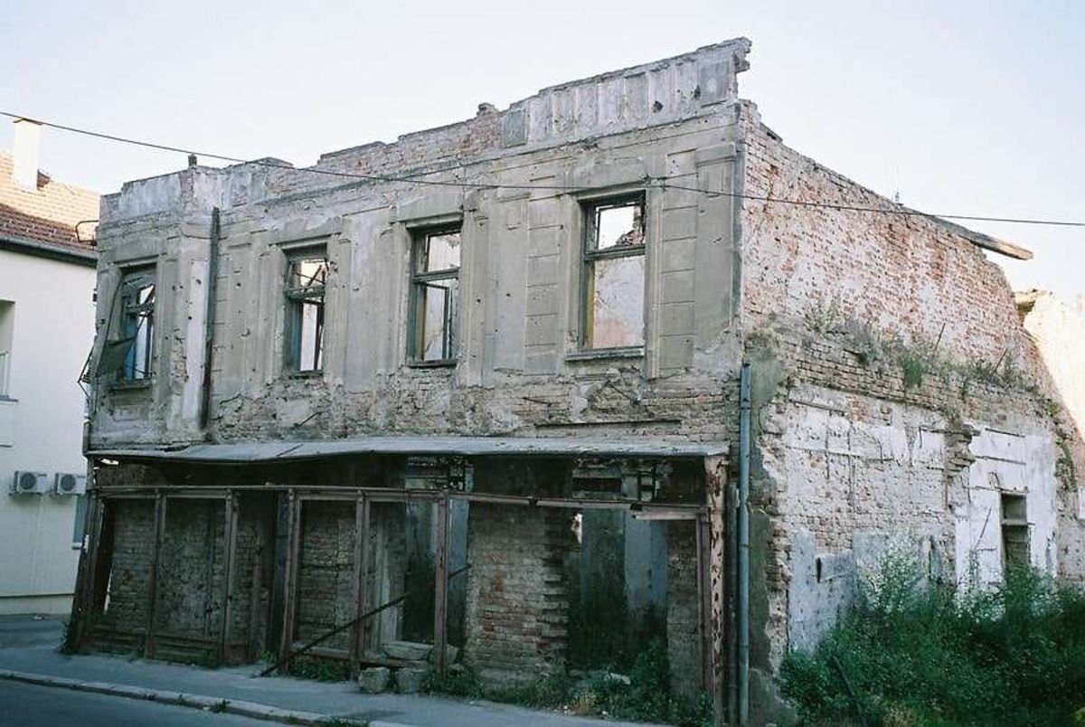 ヴコヴァル市内ここは廃屋

