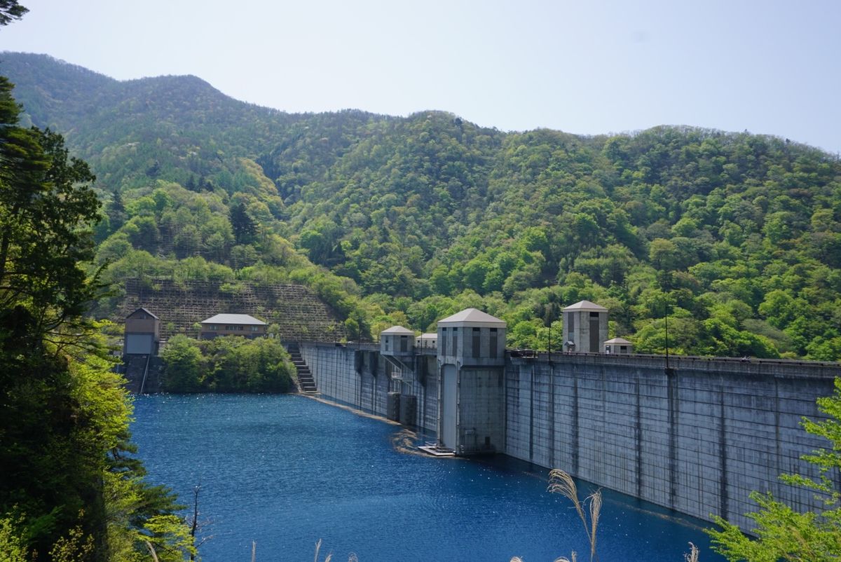 奥四万湖！すっごいブルー♡
