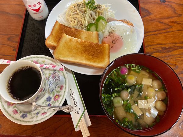 日本・別府、大分「大分」の写真：九州って、パンに味噌汁食べるの？？