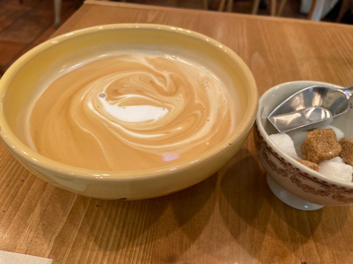 結構有名なお店らしい、博多とんかつラーメン。実はほとんどラーメンを食べない...