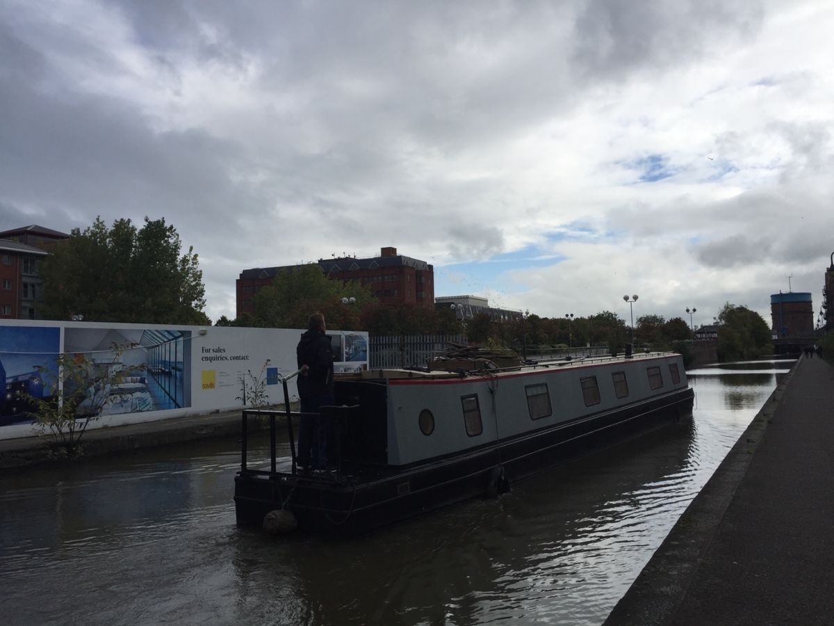 チェスターの街並み。歴史が深い運河の街。イギリスの京都的な場所なんだって。