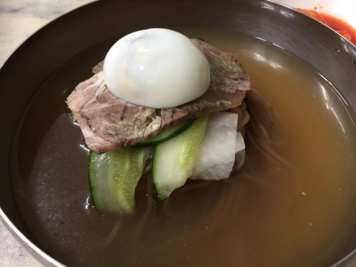 夏には必ず食べたくなる冷麺と絶品サムギョプサル。締めはもちろんポックンパ。