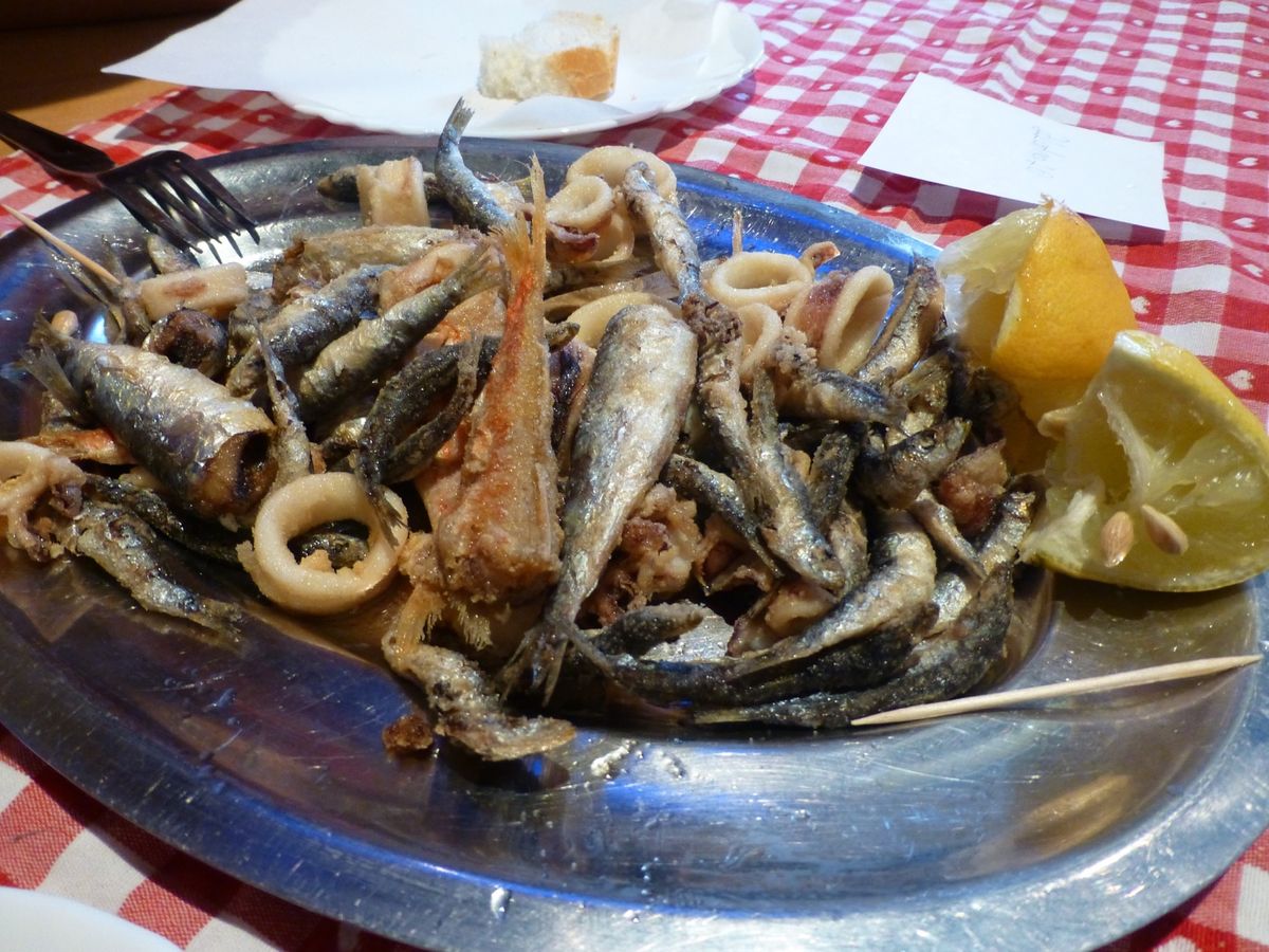 ・スプリット:アドリア海に面した港町
・ディオクレティアヌス宮殿
・半...