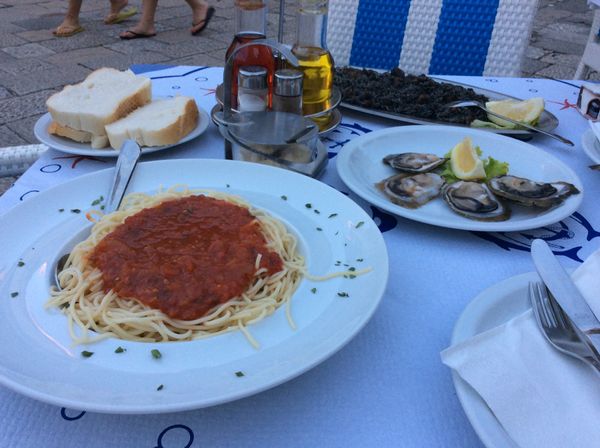 クロアチア・ドゥブロブニク、プーラ、ザグレブ、スプリット、プリトヴィツェ国立公園「クロアチア」の写真：・ドゥブロブニク
・ザグレブからバスで1...