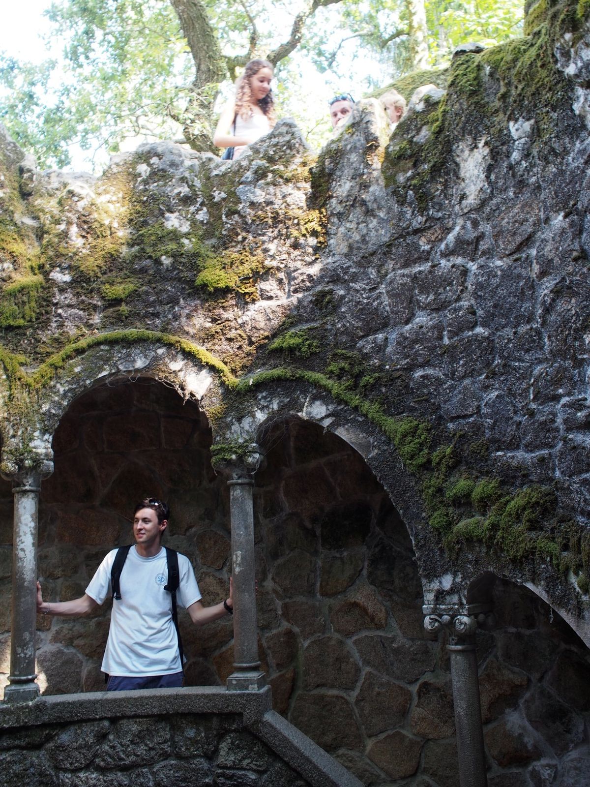 レガレイラ宮殿のPoco Iniciatico
ダンテの「神曲」に出てくる...