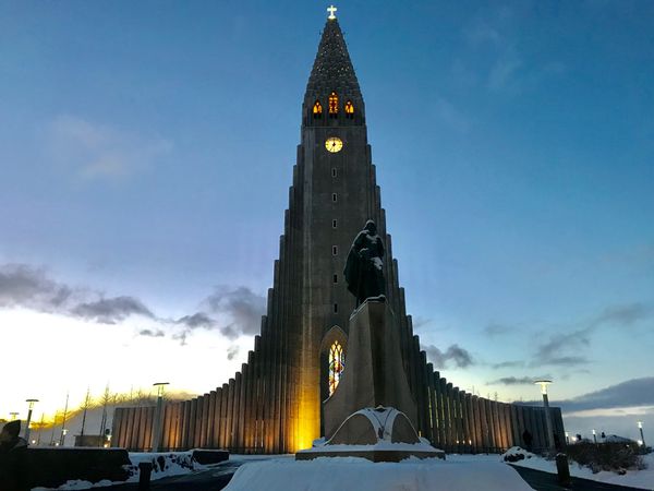 アイスランド「アイスランド」の写真：ハットルグリムス教会⛪️