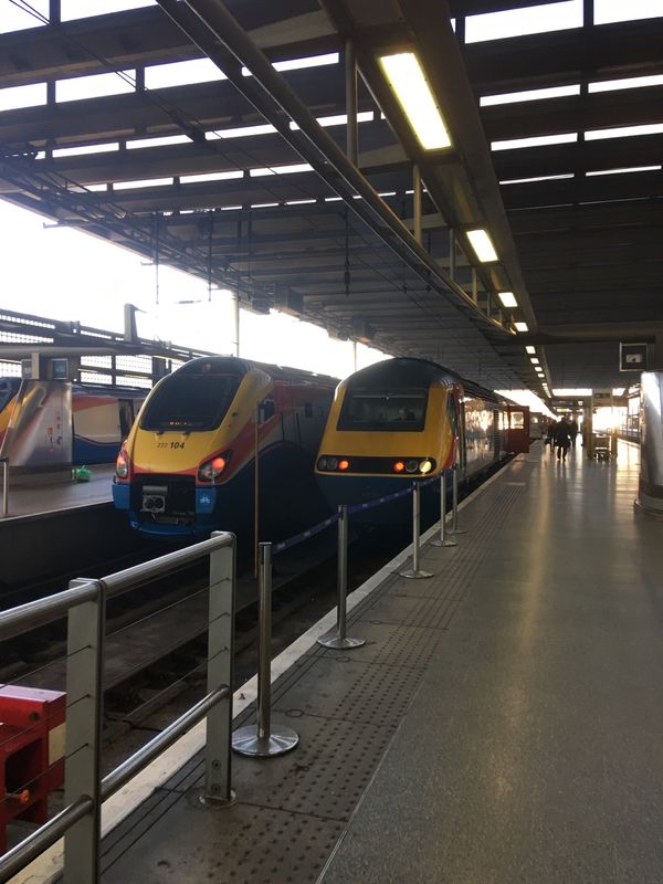 イギリス(英国)・ロンドン、レスター「イギリス」の写真：・レスター
・セントパンクラス駅から電車...