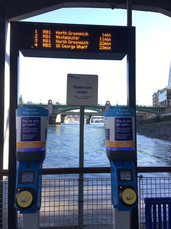 イギリス(英国)・ロンドン、レスター「イギリス」の写真：・ロンドン市内→グリニッジ
・船にて移動...