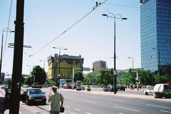 ボスニア・ヘルツェゴビナ・サライェボ「2006年 ボスニア・ヘルツェゴビナ 激戦の爪痕残るサラエヴォ」の写真:紛争中、世界中のジャーナリストや記者が拠...