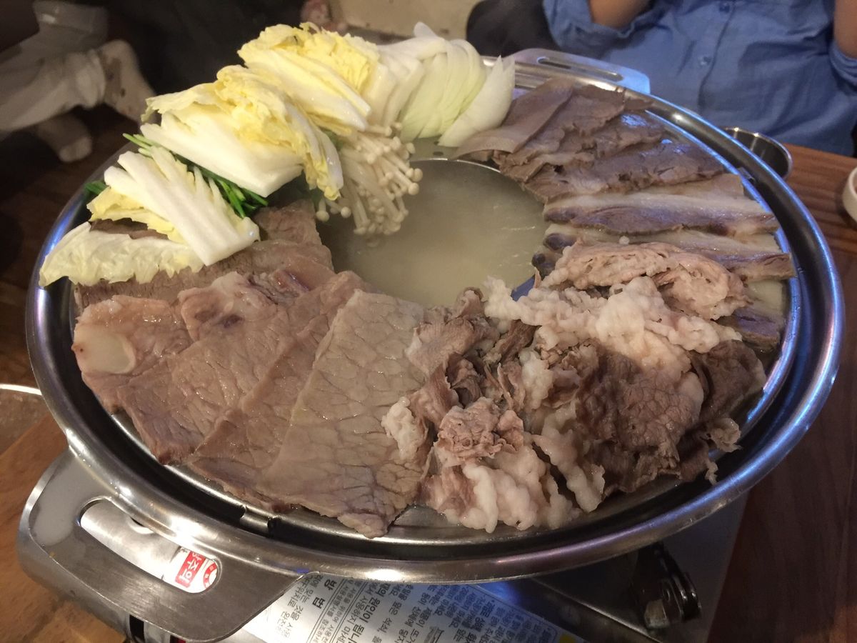 ヌハの森の定食、ヌティナムのソルロンタン、ソルビンのパッピンス。