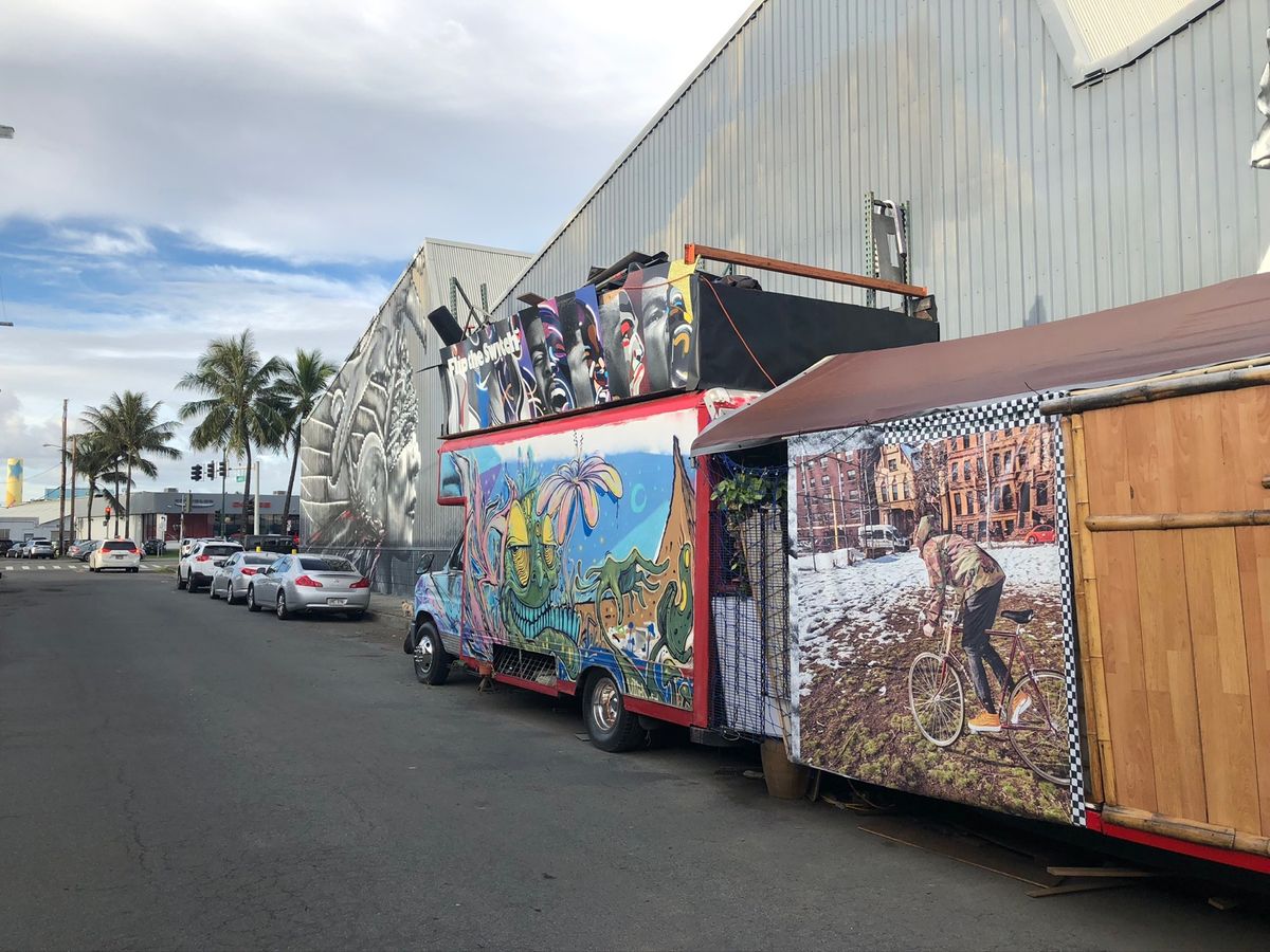 カカアコのウォールアート