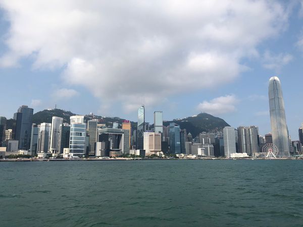 香港・香港「香港旅行(1回目)」の写真：スターフェリーから見る景色