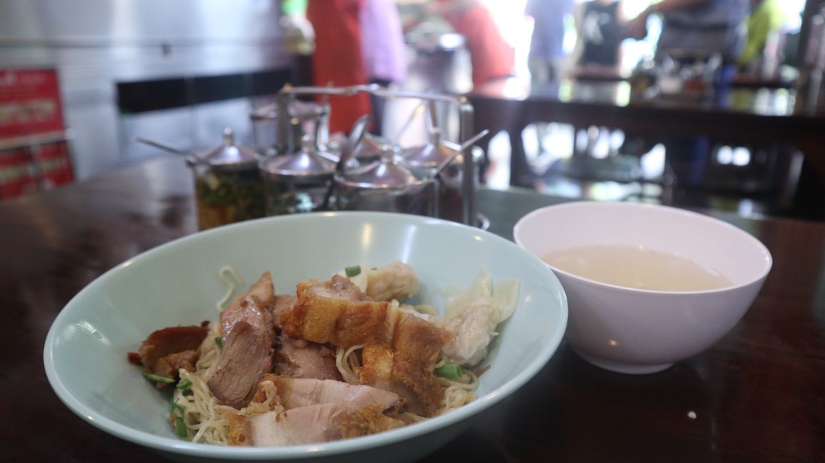 パッタイ、パッタイ、バミー、トムヤムヌードル