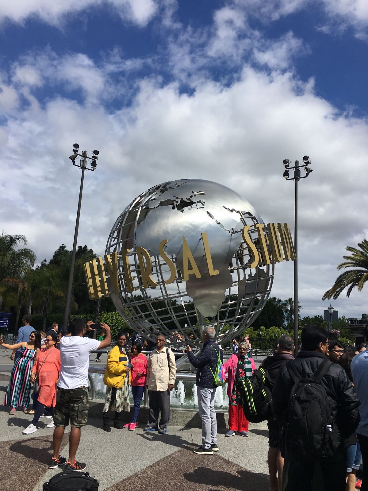 ロサンゼルスの定番スポット、In-n-out、urth cafe、ポールス...