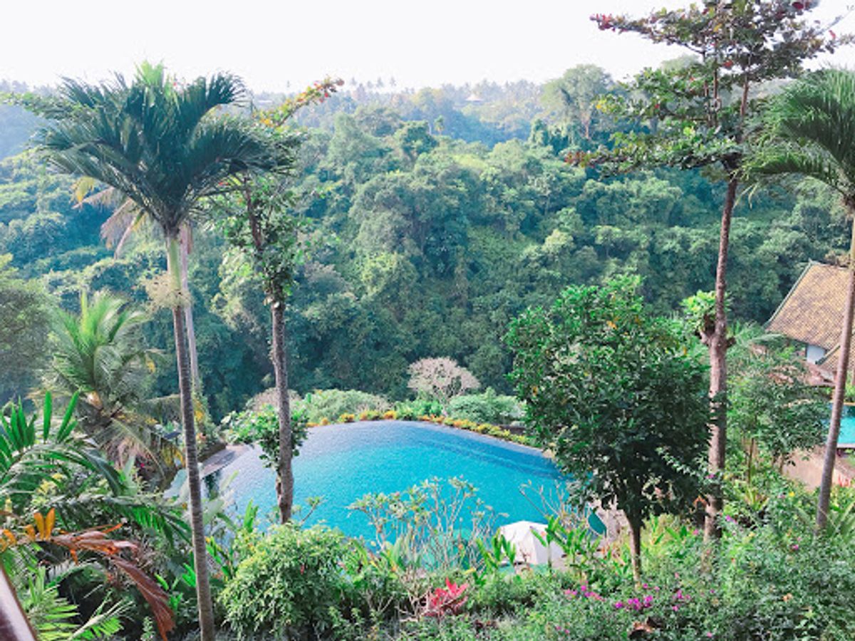 レンボンガン島にも。
ホテルはピタマハ。
タマンアユン寺院とタナロットにジ...