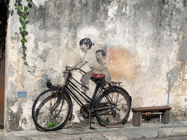 マレーシア・マレーシア・ペナン・ジョージタウン「マレーシア・水上集落とウォールアート」の写真：ウォールアート！