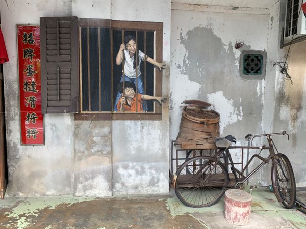 マレーシア・マレーシア・ペナン・ジョージタウン「マレーシア・水上集落とウォールアート」の写真：ウォールアート！