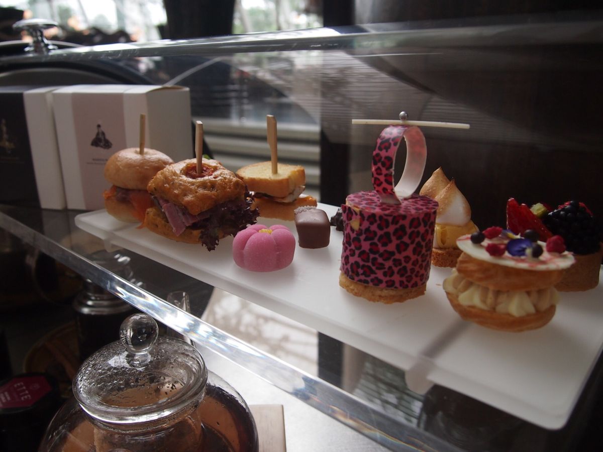 チリクラブ
チキンライス
カヤトースト
謎のケーキ