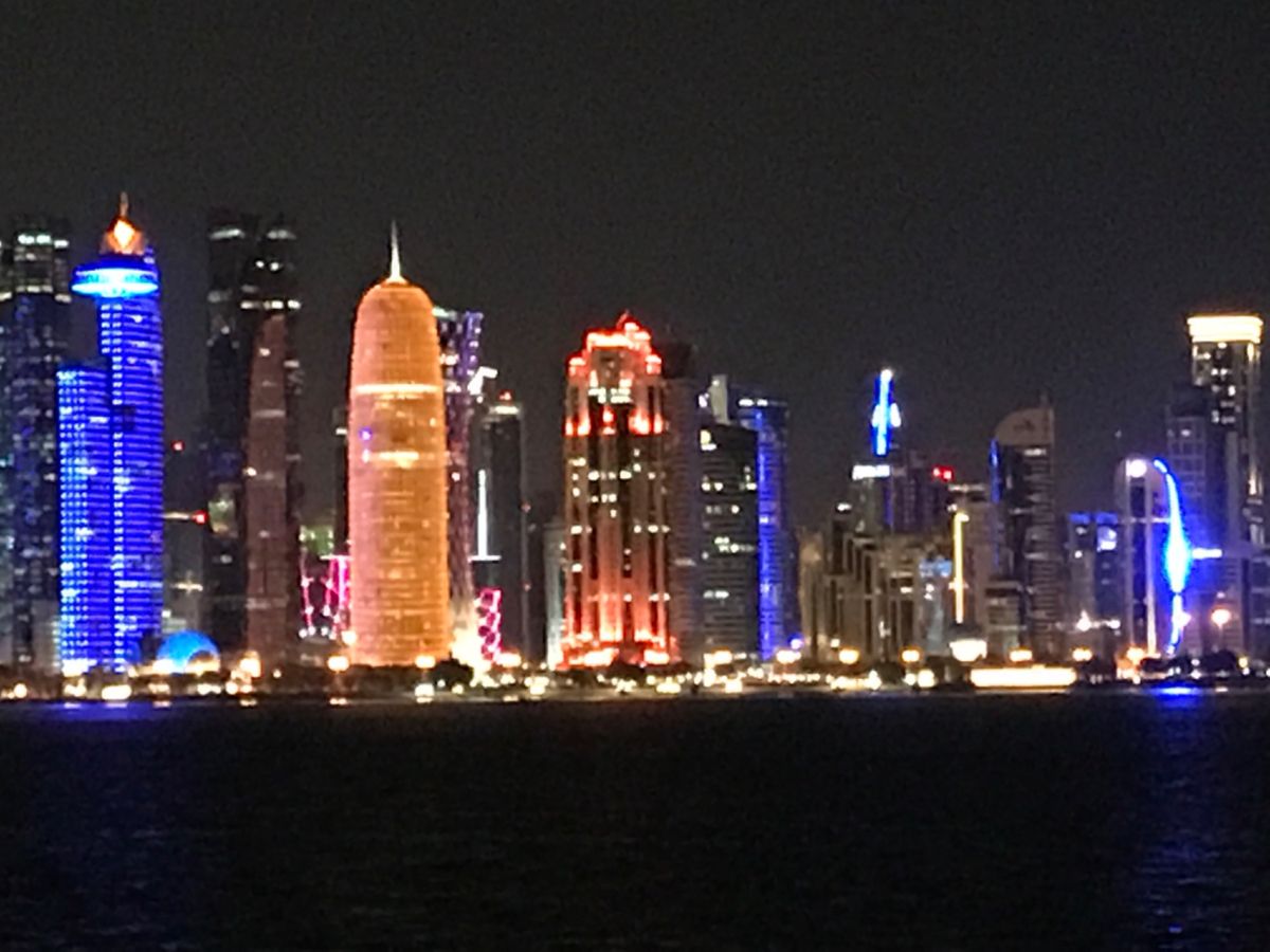 夜景を見たりスークへ行ったり。
短時間でしたがバスツアーで有意義な時間でした。