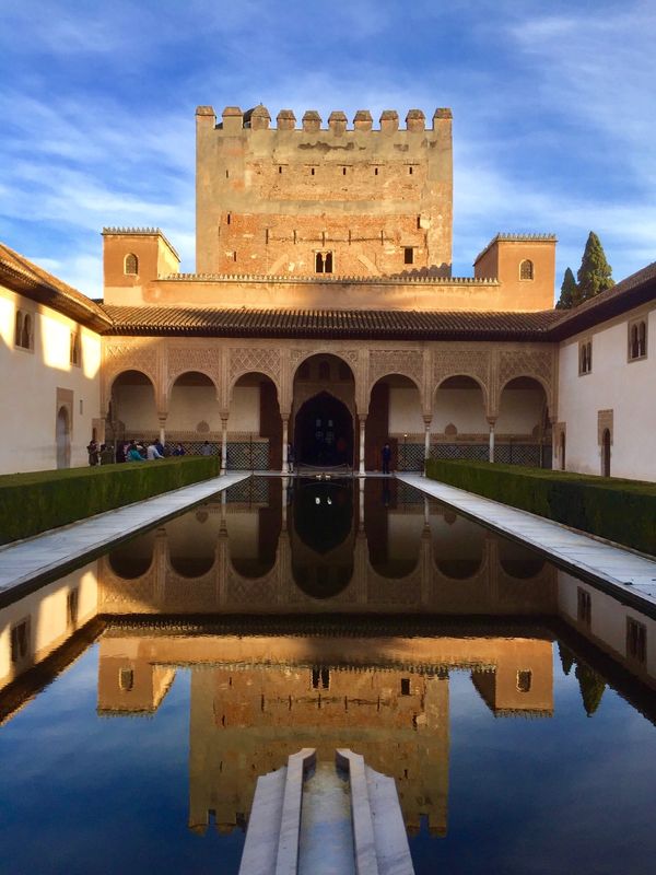 スペイン・マドリード、バルセロナ、トレド、セビリア、コルドバ、グラナダ、ミハス「スペイン旅行①」の写真：アルハンブラ宮殿
装飾が緻密で美しかったです！