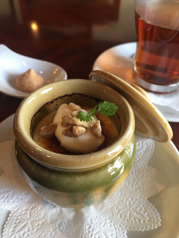 日本・群馬県、富岡「桜の富岡製糸場・貫前神社」の写真：富岡製糸場の近くのオシャレな古民家カフェ...