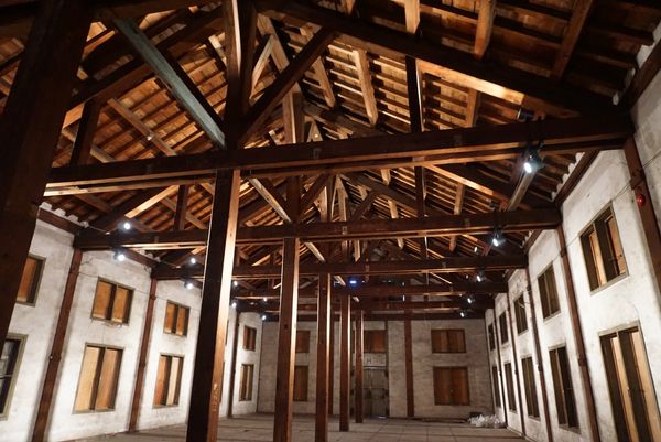 日本・群馬県、富岡「桜の富岡製糸場・貫前神社」の写真