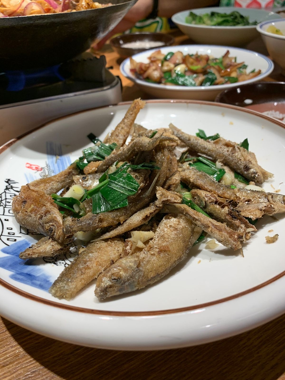 武陵源名物の三下鍋。
英語だと"3 the pot"って書いてあったけど意...