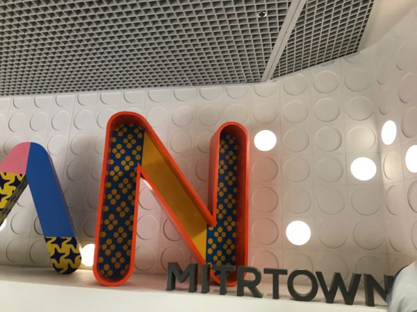 タイ・バンコク「バンコク　弾丸旅」の写真：MITR TOWN
インスタ映えするのか...