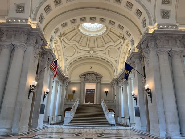 アメリカ(米国)・ワシントンD.C.「ワシントンD.C.コテコテ観光」の写真：アナポリス海軍兵学校（の寮）