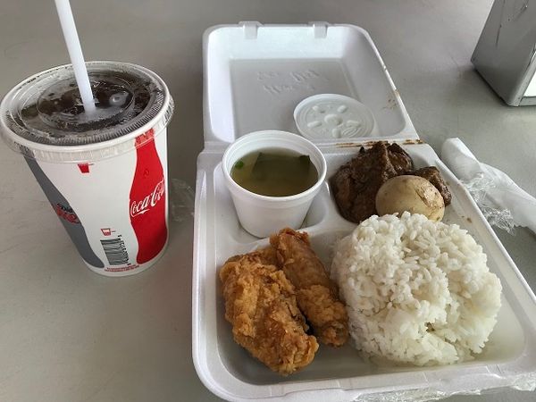 アメリカ(米国)・テニアン「南洋群島サイパン支庁&テニアン町」の写真：安くて美味しい。ボリューミー❗️