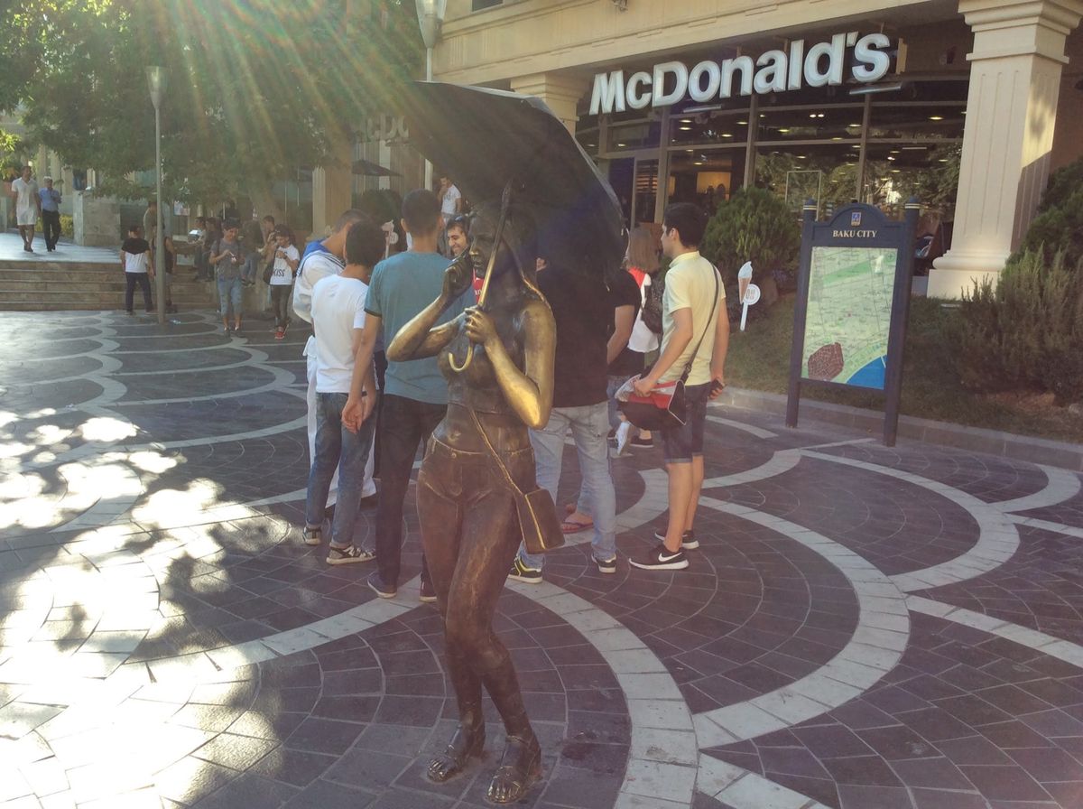 マックやスタバは観光地にだいたいありますね。