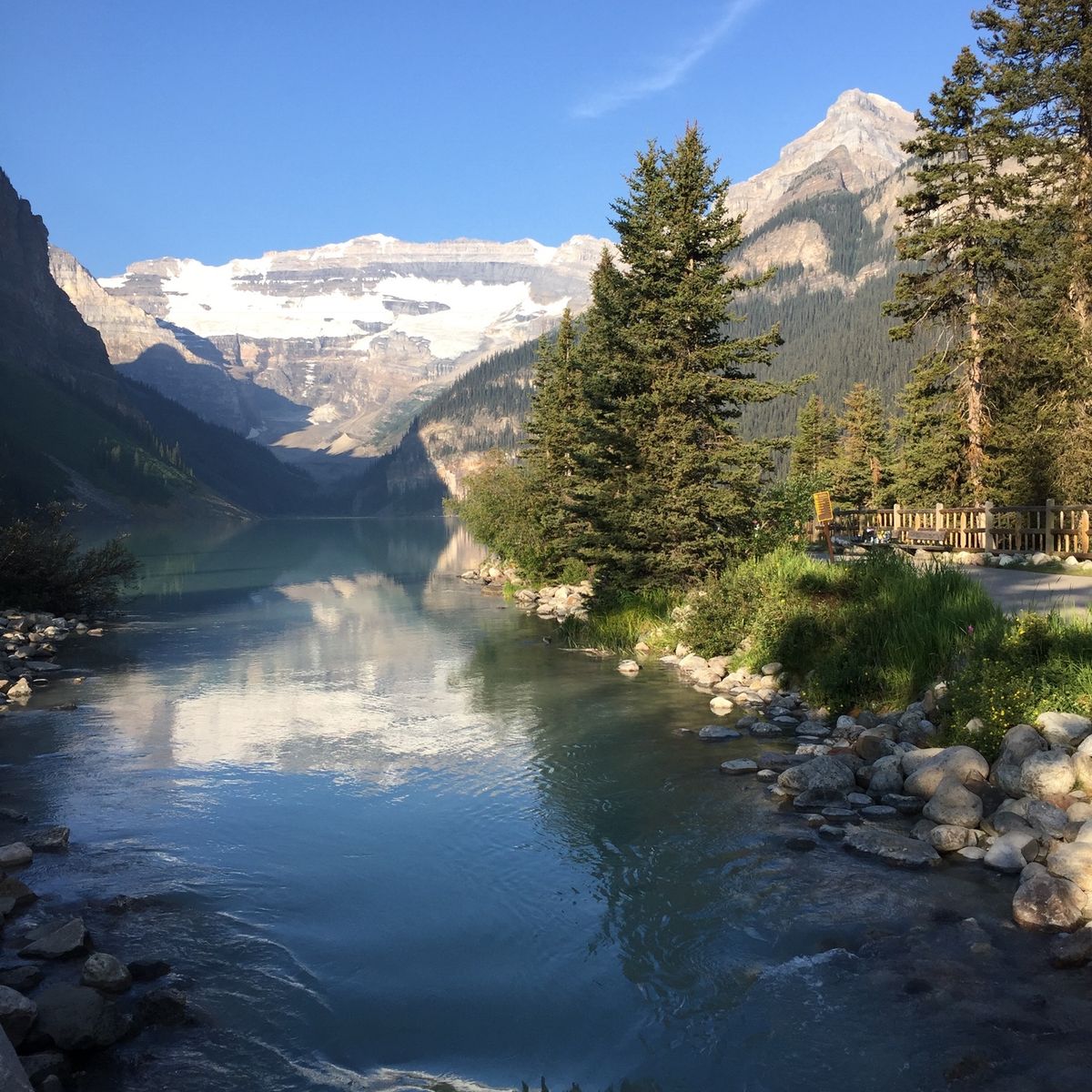 レイクルイーズ💗
My favourite place🇨🇦