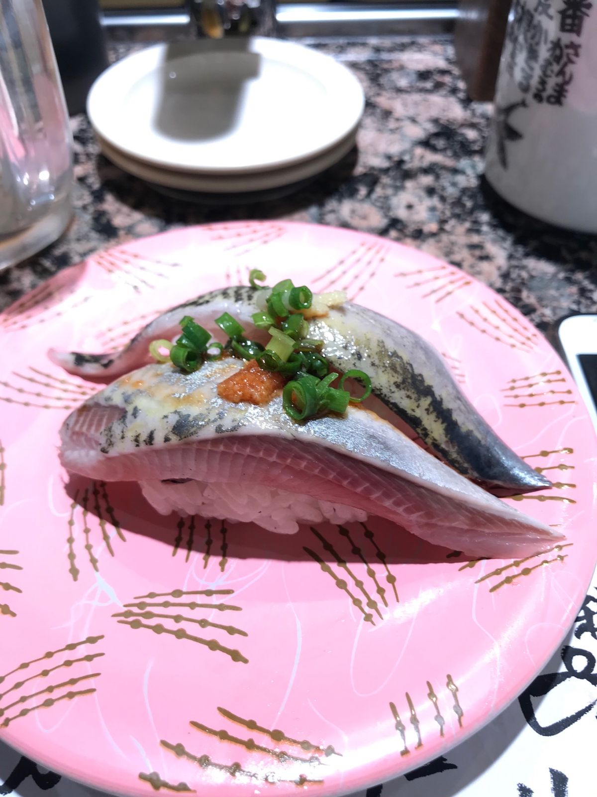 根室花まる。並んでも食べたいお寿司