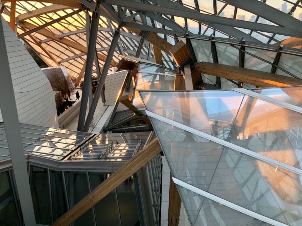 フォンダシオン・ルイ・ヴィトン
パリにあるフランク・O・ゲイリー設計の美術...