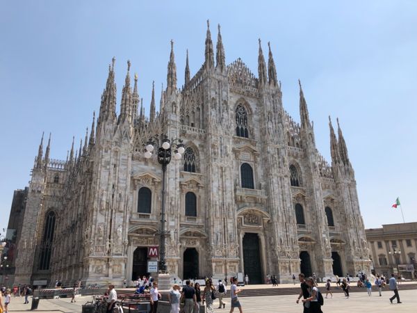 イタリア・ミラノ、ヴェネツィア、フィレンツェ、ローマ、オリヴィエート、サンジミニャーノ「イタリア主要都市」の写真