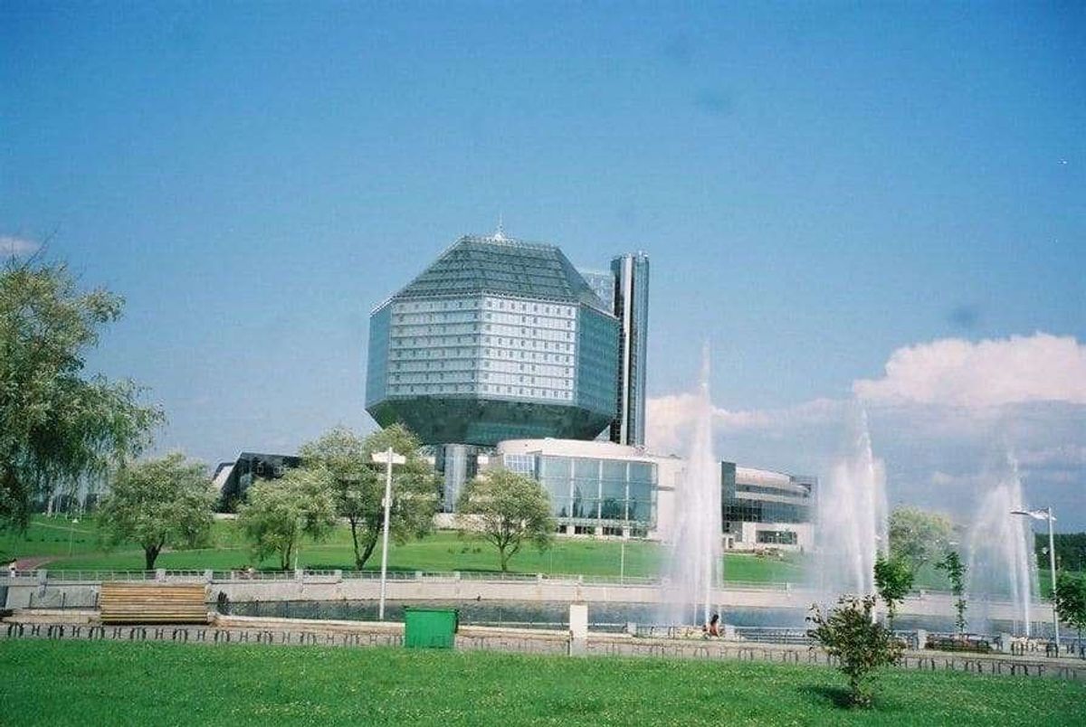 超デカイ図書館
ルカシェンコ大統領肝いり。


