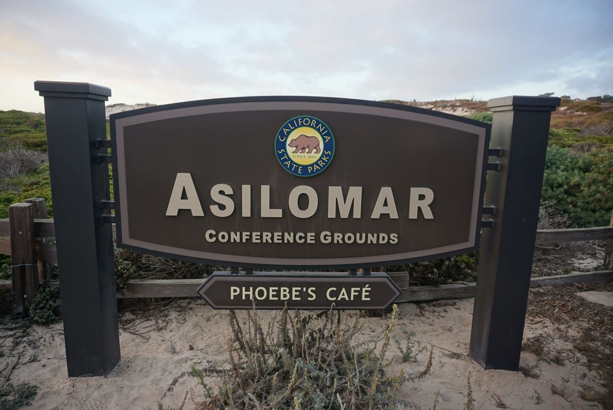 宿泊はアジロマホテル&カンファレンスグラウンズ！キツツキやタヌキに会えました。